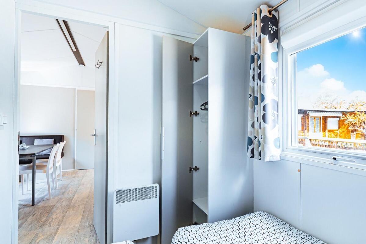 Bungalow 3 Chambres Pour 6 Pers Avec Climatisation Camping 3 Etoiles サモエンヌ エクステリア 写真